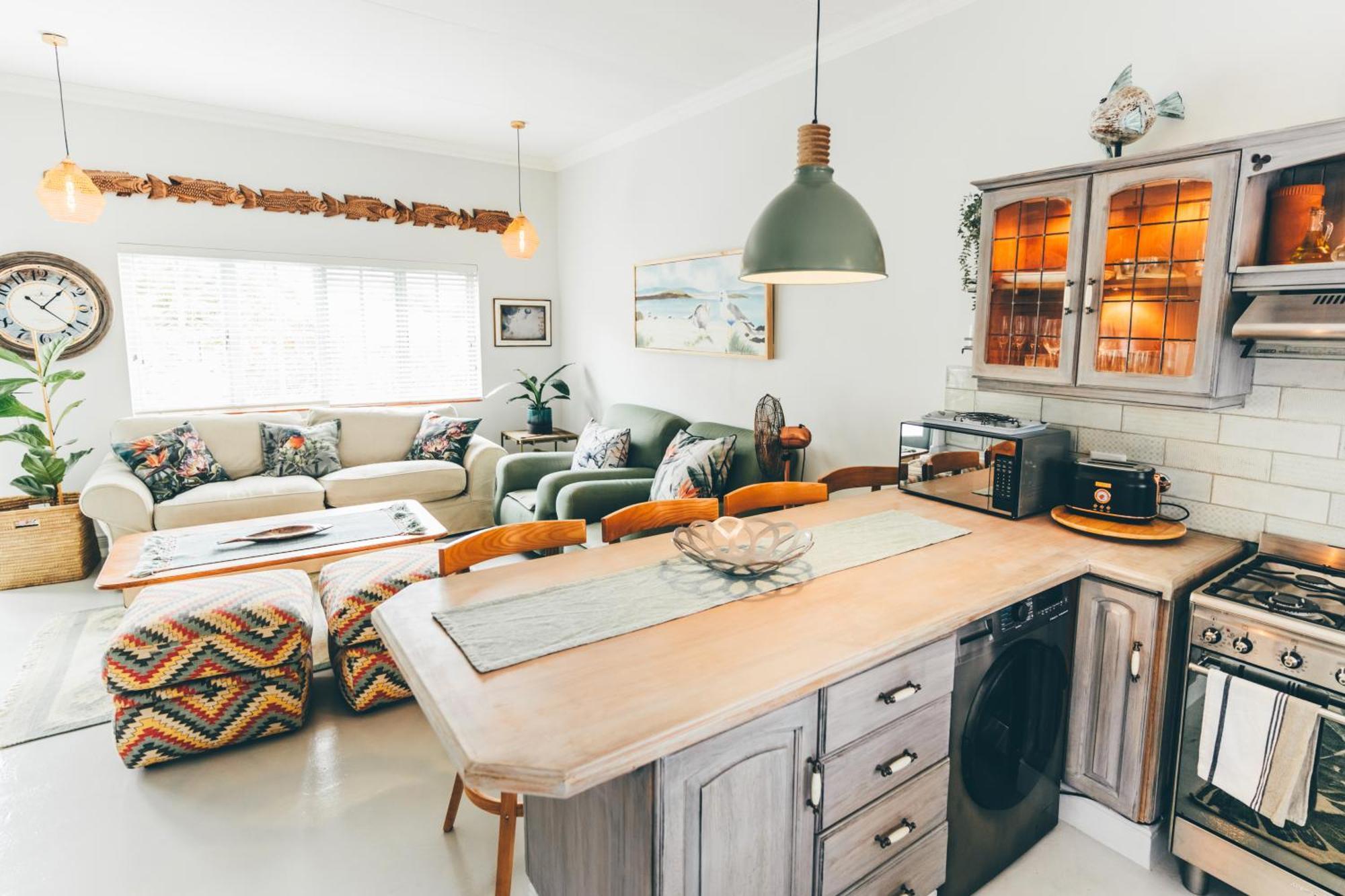 The Kingfisher Apartment *
